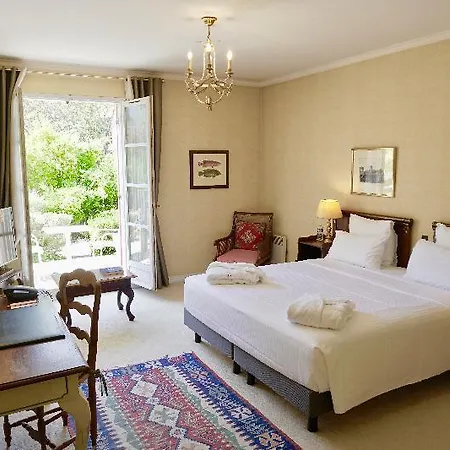 Le Manoir De Hotel 4*