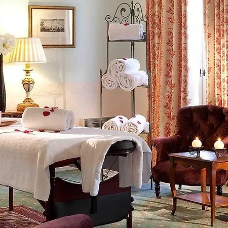 Le Manoir De 4* Gressy