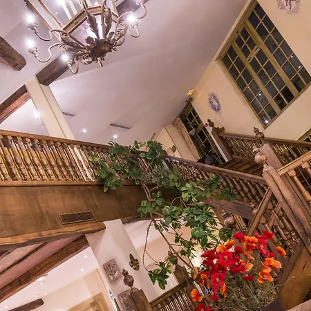 لي مانوير دي غريسي فندق