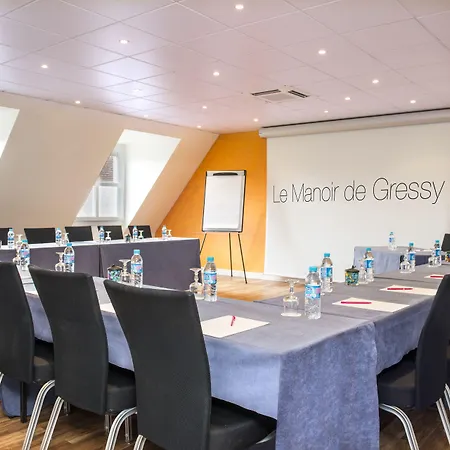 Le Manoir De 4* Gressy