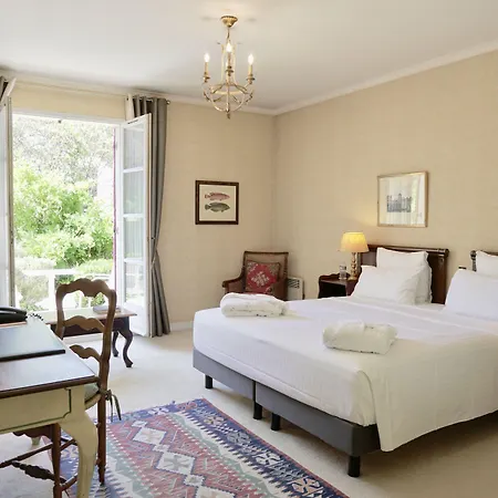 Le Manoir De Hotel 4*