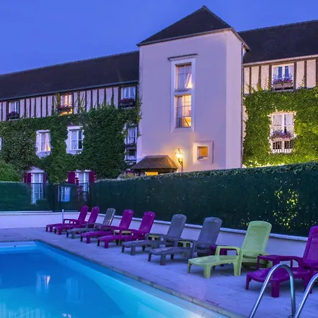 Le Manoir De 4* Gressy
