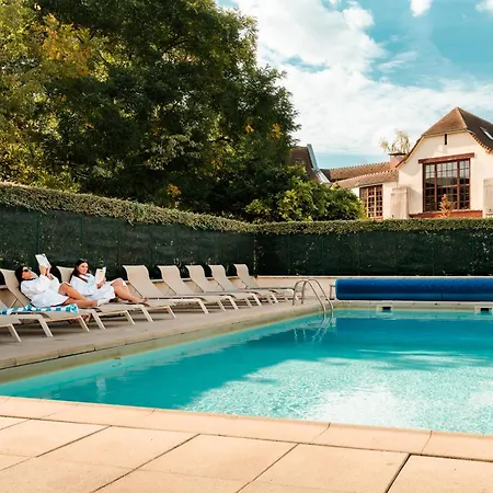 Le Manoir De Hotel Gressy