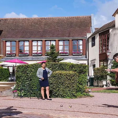 호텔 Le Manoir De 4*
