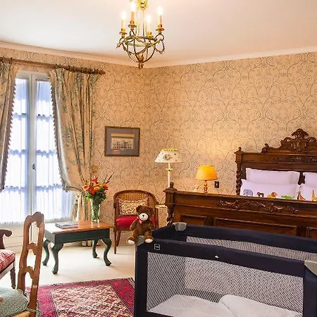 Le Manoir De Hotel