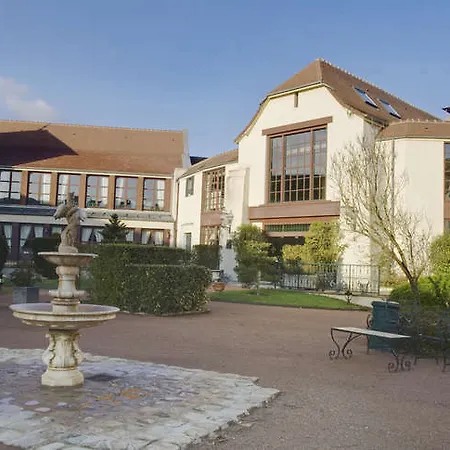Le Manoir De Hotel