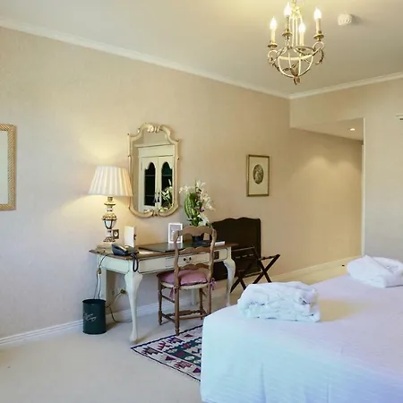 Le Manoir De 4*