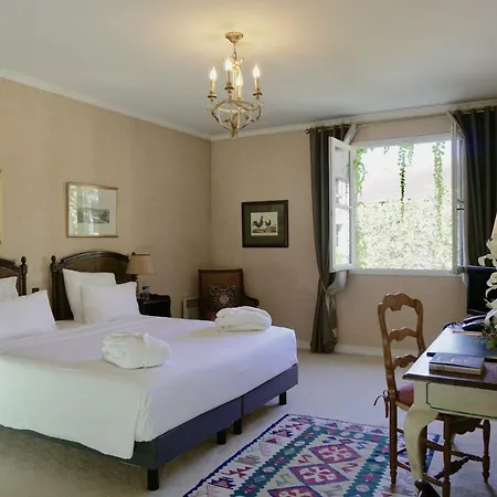 Le Manoir De Hotel 4*