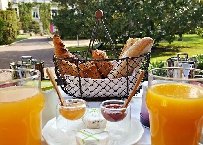 Le Manoir De 4* Gressy