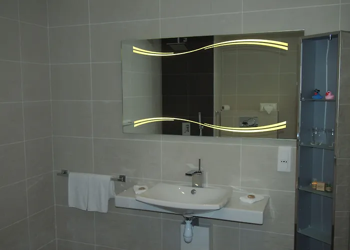 Le Manoir De 4* Gressy